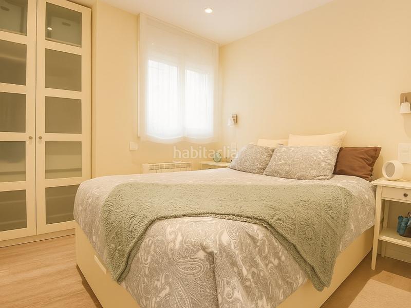 Foto 4a631fca-287f-4f60-8e2c-26315c6202cc. Piso planta baja esquinera con terraza y piscina en mas mel, segunda linea de mar en Calafell