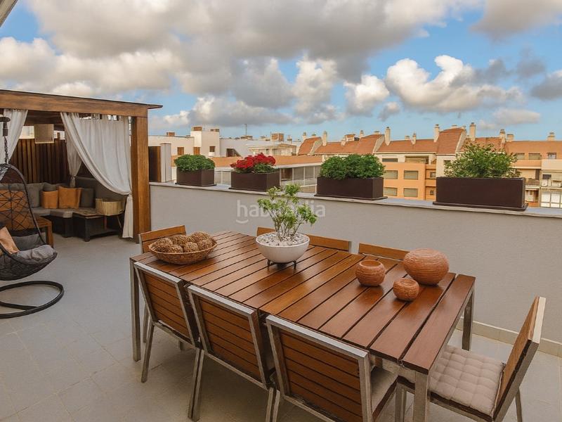 Foto 2f3bda9e-1d5d-4741-873b-527a153eb5a9. Àtic amb calefacció aparcament a Centre Vendrell (El)