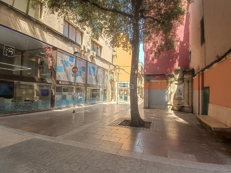 Foto 311b2f80-1d5a-40fd-9241-b91660927c70. Alquiler local comercial  en alquiler Centre Vila! en Vilafranca del Penedès