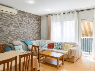 Maison  N/a. Casa adosada en venta en priorato de la bisbal, la bisbal del pe