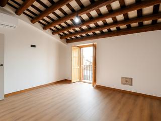 Duplex  N/a. Ático dúplex de diseño a estrenar en el corazón de la geltrú  vi