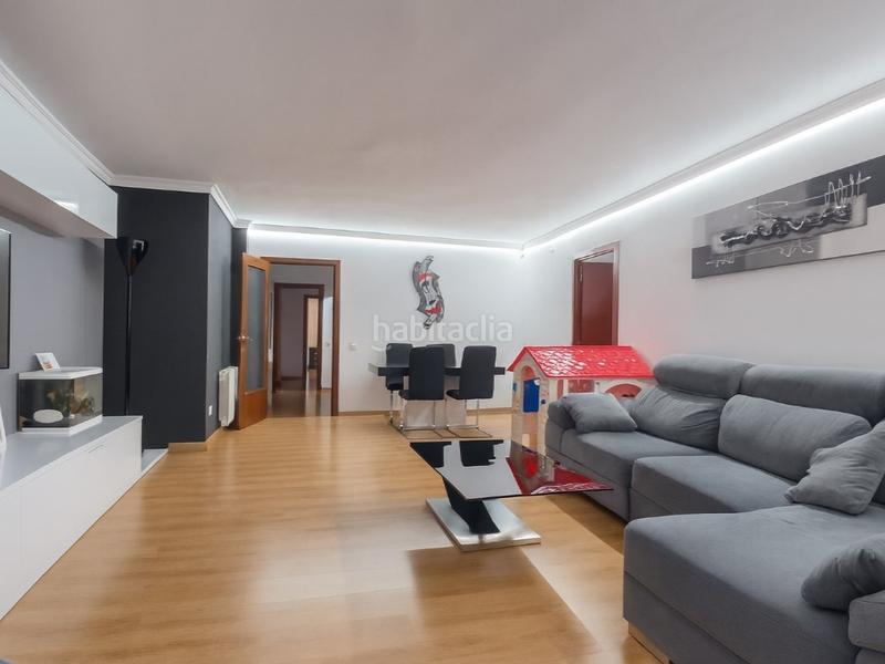 Foto 2d88b4c8-a1ac-4c38-8f94-b928ad5576c3. Àtic amb calefacció aparcament a La Girada Vilafranca del Penedès