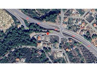 Terreno residencial en Avenida De La Miralba