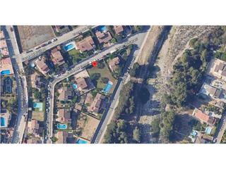 Terreno residencial  Calle gerani del. Solar en venta en cubelles  urbanización mas trader