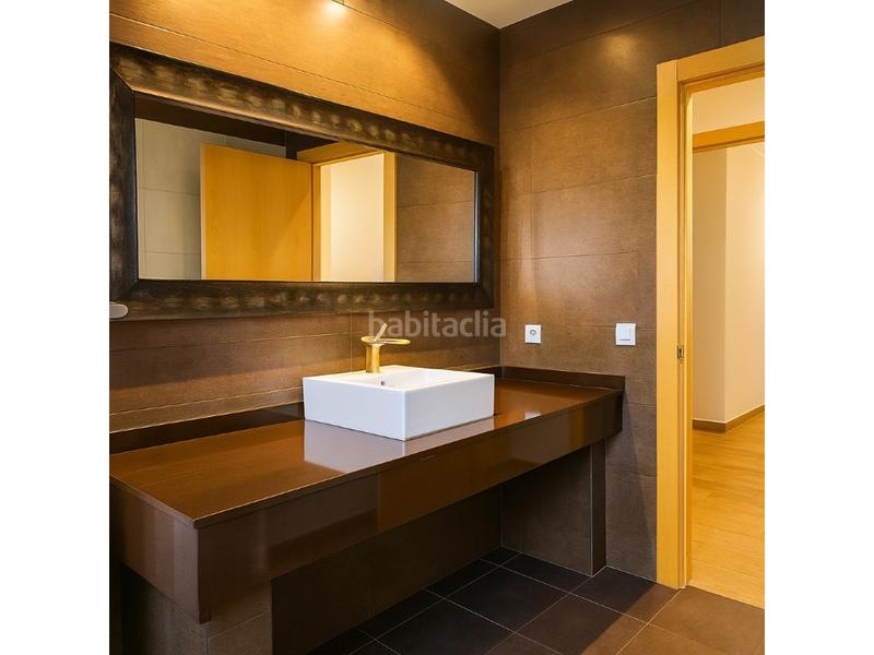 Foto d42c8854-1c84-4f2d-8d02-fbcc07a35dc7. Haus mit heizung parking in Torrelles de Foix