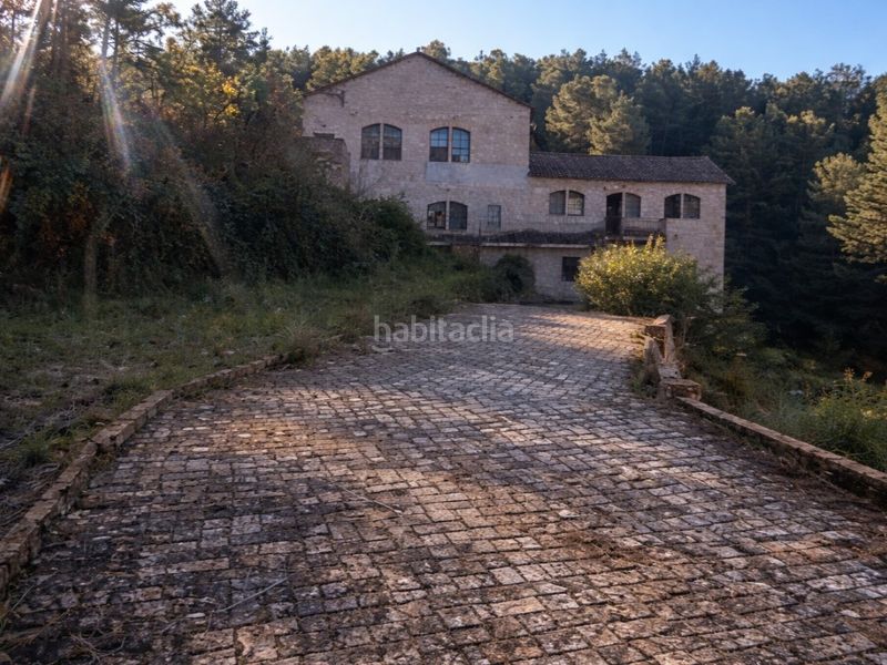 Foto 865a4f8b-53a2-4696-9f56-ba58fa653f27. Casa a Gelida
