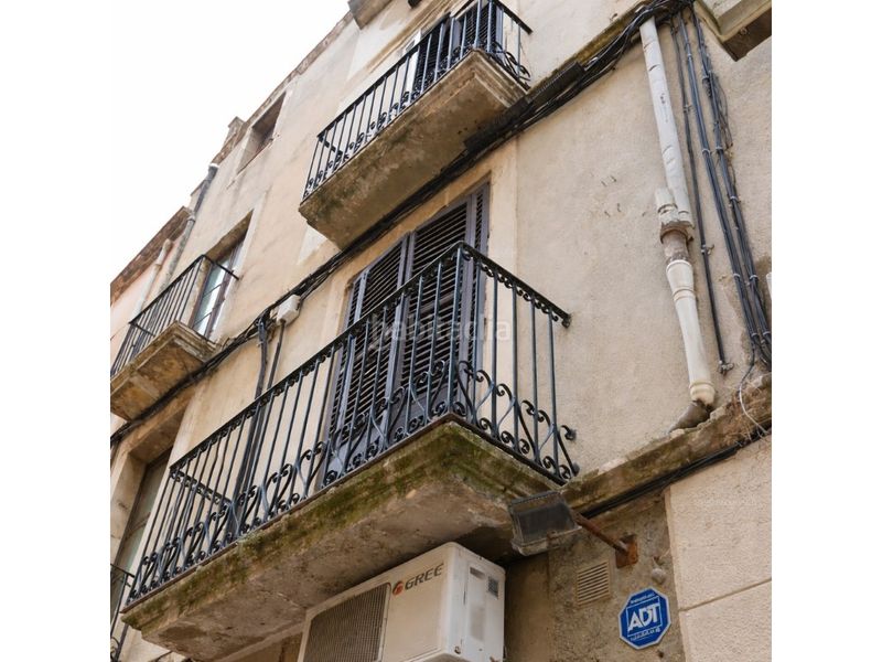 Foto e3088947-4f31-4461-a651-3416ce8b0b39. Edifici a Centre Vila Vilafranca del Penedès