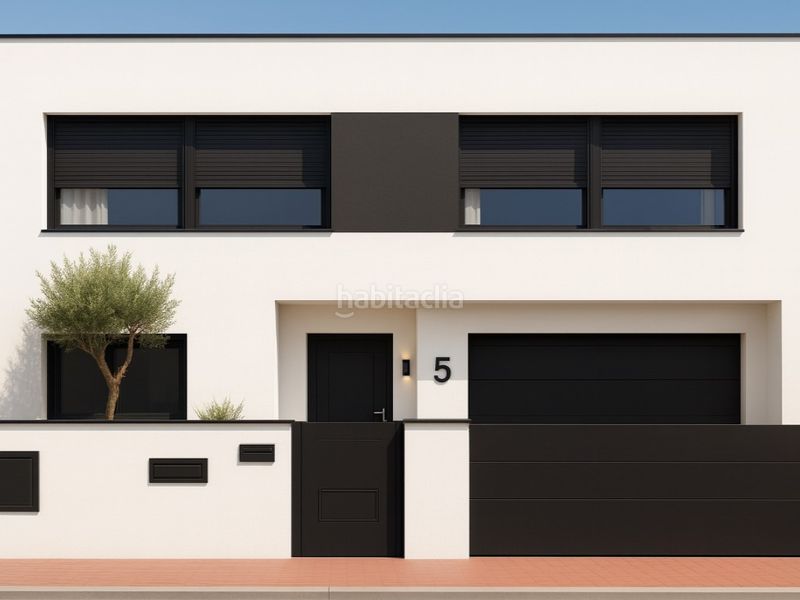 Foto aa9d2596-c7a2-4a98-8b17-a98b201d72f6. Casa amb aparcament a Cunit residencial Cunit