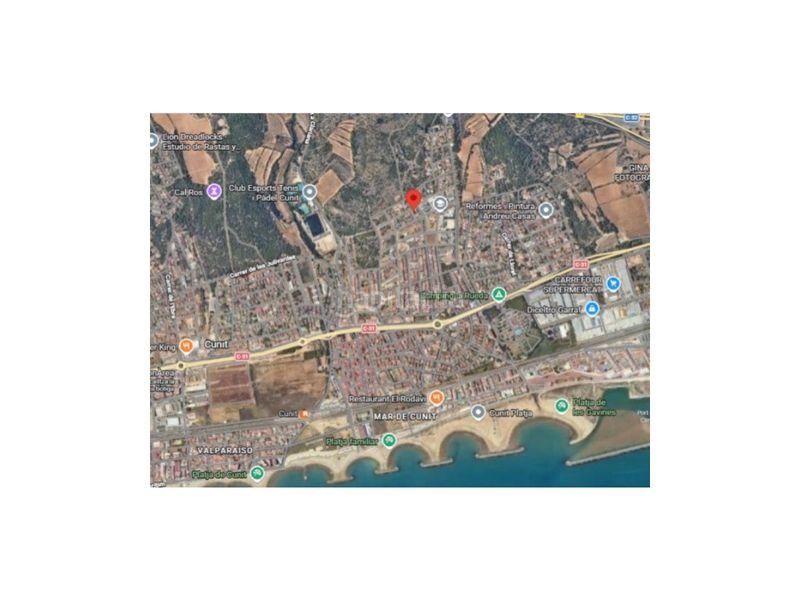 Foto e741fa6c-9b3d-4650-9e2e-5986924b1c29. Casa amb aparcament a Cunit residencial Cunit