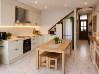 Casa  Calle sitges. Casa unifamiliar adosada en venta en el centro de vilanova i la