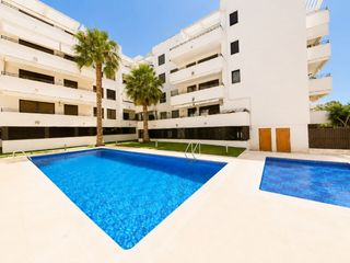 Appartamento  Calle mas del rubio. Piso de 3 habitaciones con piscina, terraza y parking cerca de p