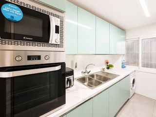 Etagenwohnung  Calle montseny. Amplio piso reformado de 3 habitaciones, listo para entrar a viv
