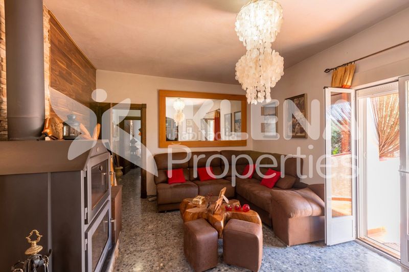 Foto 46770583-d9a9-4a9e-9dbe-3e07c676bc6f. House in calle parque 9 in Enix