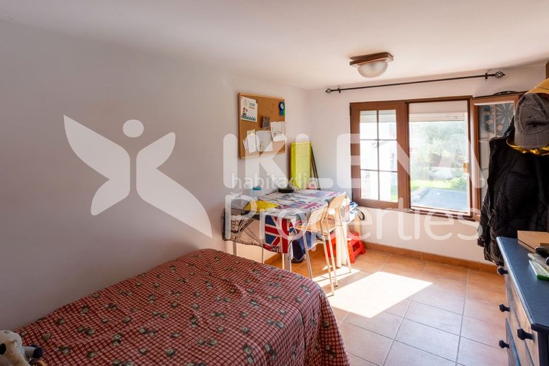 Foto 9004b305-7498-421a-832e-d492c15684db. House in calle parque 9 in Enix