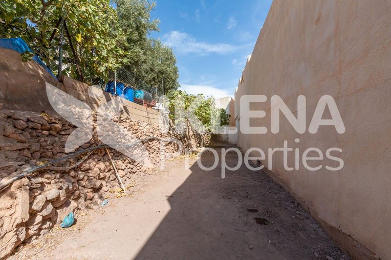 Foto a8d806cd-5b85-4650-aced-752e8c0aa39e. House in calle parque 9 in Enix