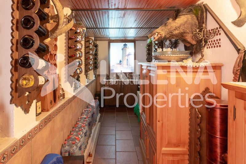 Foto e4e930fc-9b18-43ad-aead-d1ac350cb382. House in calle parque 9 in Enix