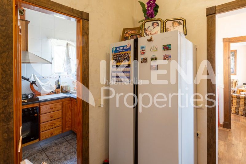 Foto ef4eaf09-b7a7-45dc-983e-96d5271a24f7. House in calle parque 9 in Enix