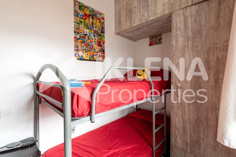 Foto f64842a8-2b55-46bf-8c6f-09e603e85e84. House in calle parque 9 in Enix