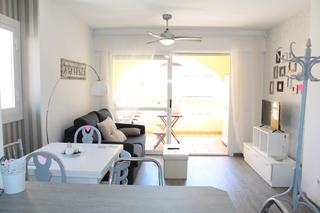 Apartament en Calle maracay 7. Bonito apartamento en segunda linea de playa