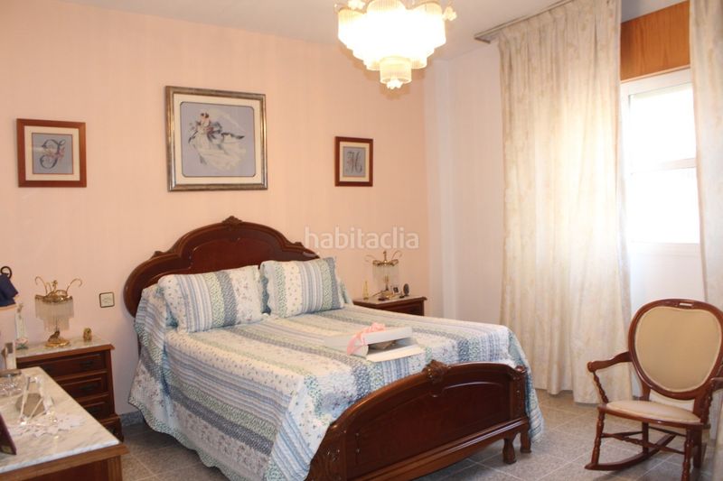 Foto b5b9bfaf-7ab4-489f-a606-d94a9c6ba564. Maison jumelée dans calle tarrasa 8 dans Roquetas pueblo Roquetas de Mar