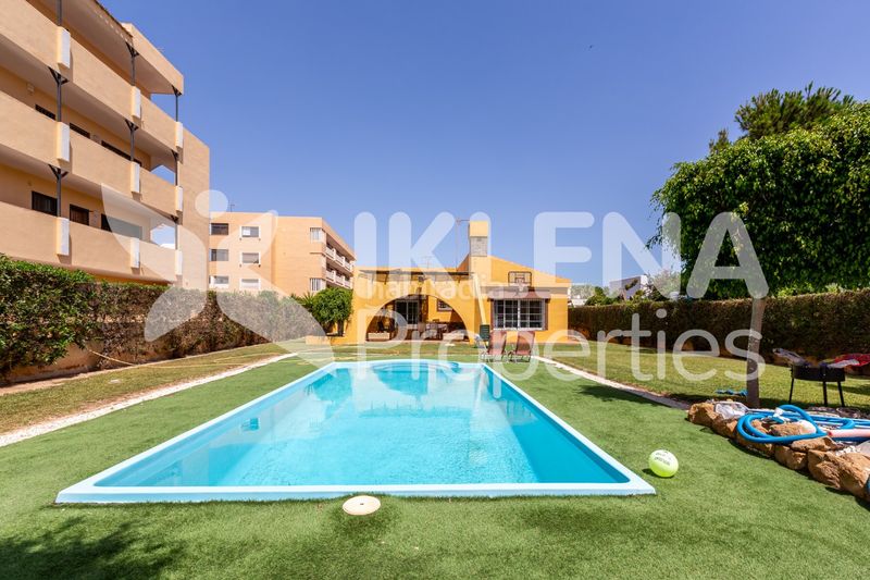 Foto 64d4c2bb-64c5-4aa5-91e8-59104803b0dd. Xalet amb xemeneia aparcament piscina a El Sabinar-Urbanizaciones-Las Marinas-Playa Serena Roquetas de Mar