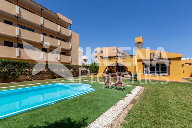 Foto 94a0f429-cfaa-4d66-875d-25faa82ecc22. Xalet amb xemeneia aparcament piscina a El Sabinar-Urbanizaciones-Las Marinas-Playa Serena Roquetas de Mar