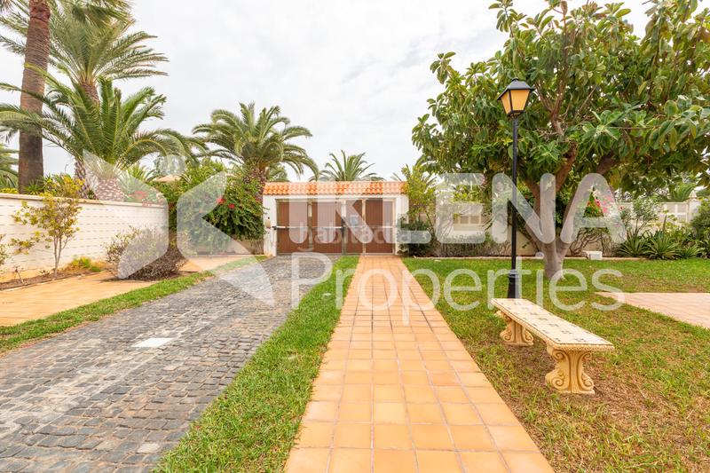 Foto 0ae915f8-0962-4745-a92b-ac7713ecefb1. Chalet dans paseo central 922 dans El Sabinar-Urbanizaciones-Las Marinas-Playa Serena Roquetas de Mar