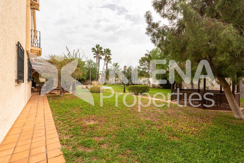 Foto 19b53187-91d0-4391-b43a-2f80f47317ba. Chalet dans paseo central 922 dans El Sabinar-Urbanizaciones-Las Marinas-Playa Serena Roquetas de Mar