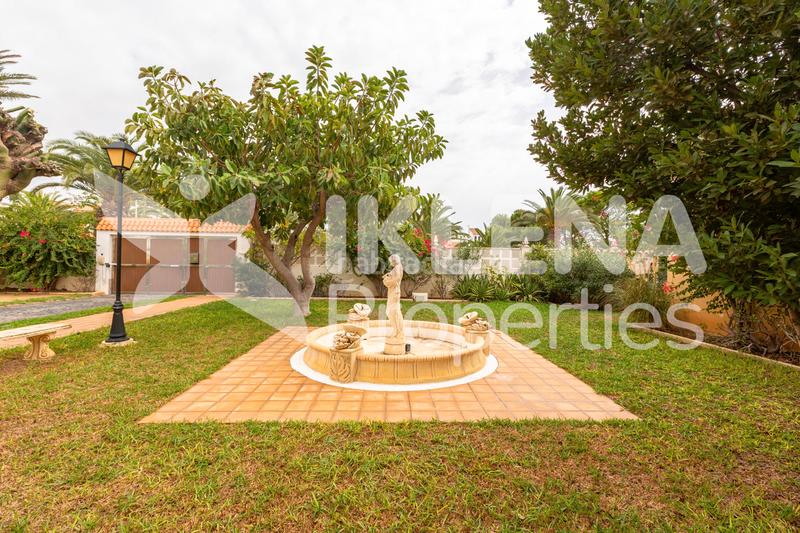 Foto 59d44373-effa-4d55-ad25-fb3e1d2d0615. Chalet dans paseo central 922 dans El Sabinar-Urbanizaciones-Las Marinas-Playa Serena Roquetas de Mar