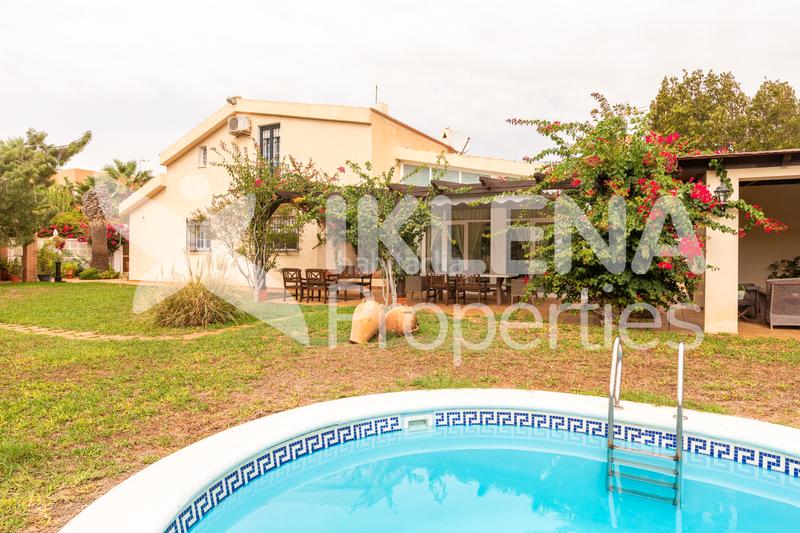 Foto caf207a6-d81c-48bb-b6e3-02fc4668d2d5. Chalet dans paseo central 922 dans El Sabinar-Urbanizaciones-Las Marinas-Playa Serena Roquetas de Mar