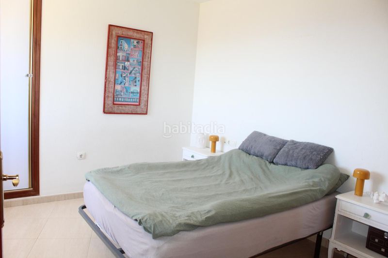 Foto aff76a56-3c88-4765-ada8-eb7ea1c90254. Dúplex a calle capuletto 1 a Aguadulce Norte Roquetas de Mar