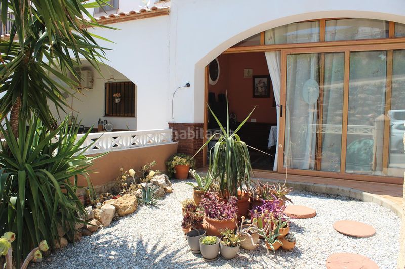 Foto adec8989-e270-4d5b-ae6e-f6b4b6a93f78. Casa aparellada amb xemeneia calefacció a Enix