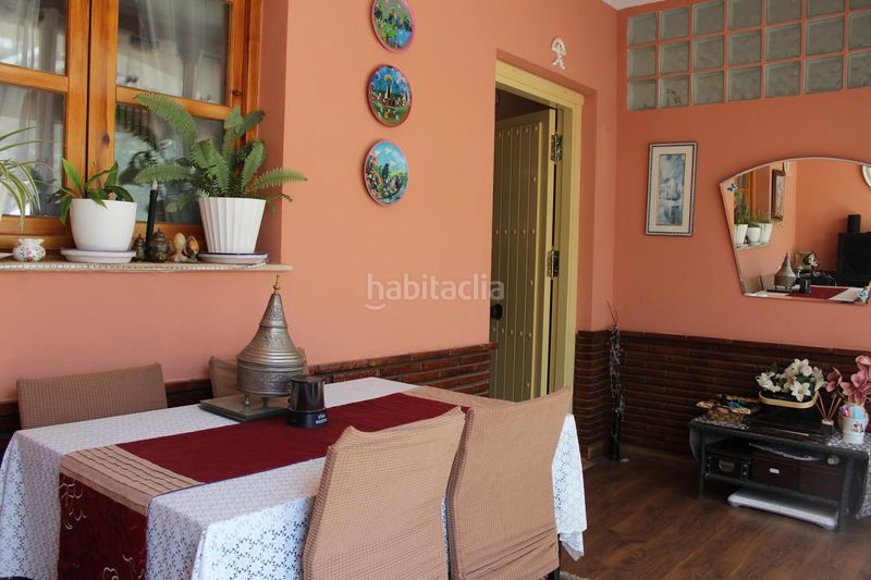 Foto f79feb28-2d89-4c6a-a5c3-bb01059d93b0. Casa aparellada amb xemeneia calefacció a Enix