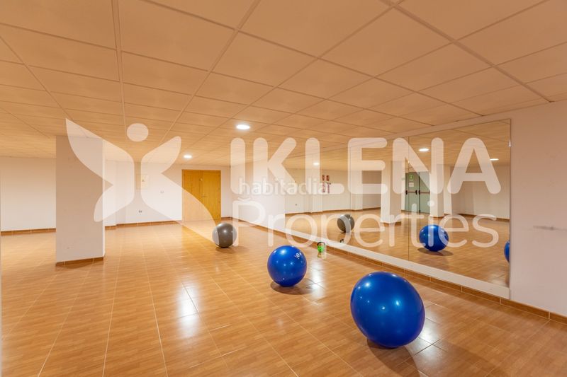 Foto c18de5bc-8a10-425b-a1c7-9abff0cc45c5. Apartament amb piscina a La Envía Vícar