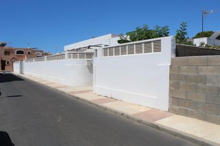 Xalet  Calle mar negro 1. Chalet unifamiliar en inmejorable ubicación