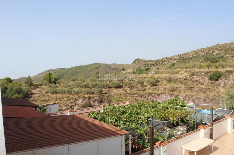 Foto 13fc956b-4a58-4a50-99a3-704e240ceb33. Casa aparellada amb xemeneia aparcament a Enix