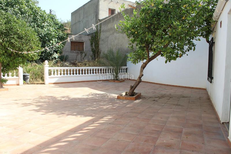 Foto 4696cc99-1ecc-4111-a9a8-152898869efb. Casa adosada en calle fuente del oro 41 casa con terreno y grandes posibilidades en Berja