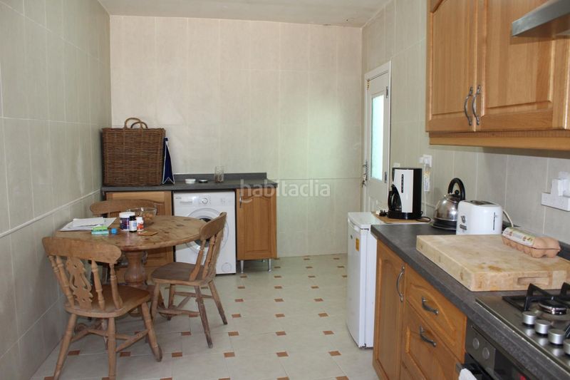 Foto 7b69a3db-1765-4521-826c-30de50f9dc70. Casa adosada en calle fuente del oro 41 casa con terreno y grandes posibilidades en Berja