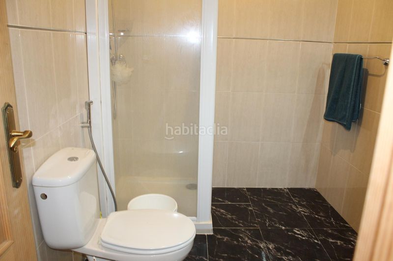 Foto ddefa7e8-568a-4fc7-8904-0532547ce144. Casa adosada en calle fuente del oro 41 casa con terreno y grandes posibilidades en Berja