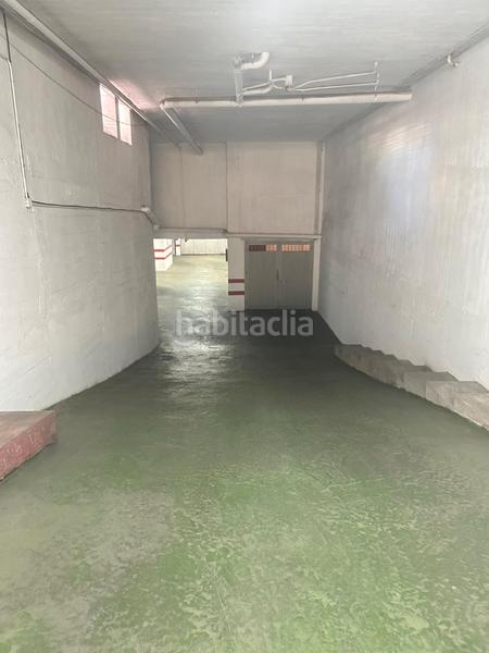 Foto 09cd911c-8d5a-43b3-8183-effca4393125. Parking coche en avenida agrupación Córdoba 16 en Córdoba