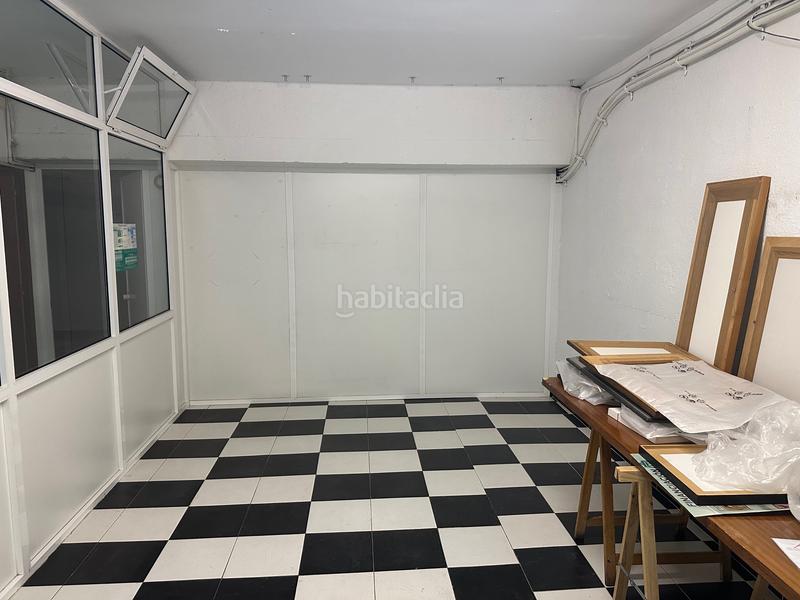 Foto c132b5e0-96b2-4810-8a29-95ec5e03e4dd. Locale commerciale con riscaldamento in Avda de Madrid - Pº de la Estación Jaén