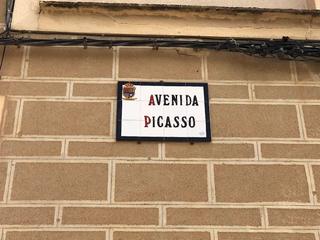 Local Comercial a Avenida picasso 7. Nave en avenida pablo picasso, se acepta permuta por terreno de