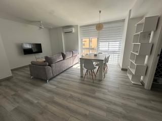 Location Appartement  Calle maestro bartolomé 5. Pisazo super liminoso en el centro de jaén con cochera comunitar