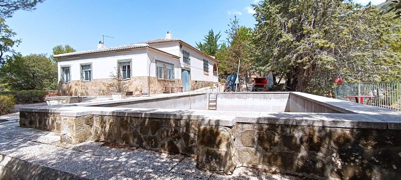 Foto d757cdf7-c399-47a9-8ac7-d6b7e5ed2211. Xalet amb aparcament piscina a Villares (Los)