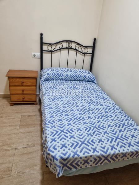 Foto b47f1935-9e24-451b-8e9f-536e60e71335. Location appartement avec parking dans Centro-San Felipe-Huerta Fava Línea de la Concepción (La)