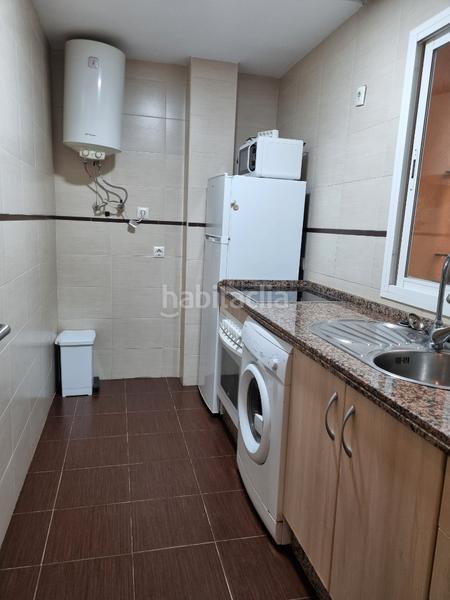 Foto e27b5a58-43bc-44d8-a8bc-dbaf127f3428. Location appartement avec parking dans Centro-San Felipe-Huerta Fava Línea de la Concepción (La)