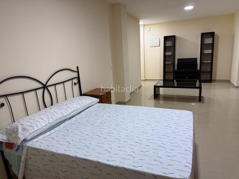 Foto 07a2d8d4-d35d-46ba-9e64-f2ace7b6b46d. Affitto appartamento con parcheggio in Huerta Fava-Santiago Línea de la Concepción (La)