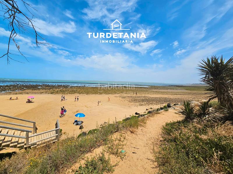 Foto 282302a3-63b5-493a-8494-71e276787e0a. Alquiler casa ¡nueva disponibilidad! casa en urbanizacion privada con acceso directo a la playa en Chipiona