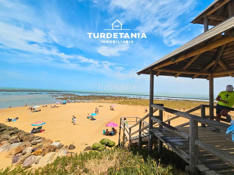 Foto ff8faf91-bbb6-4b7b-a22a-9131459f7777. Alquiler casa ¡nueva disponibilidad! casa en urbanizacion privada con acceso directo a la playa en Chipiona