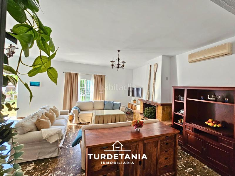Foto 639269f7-eb0f-415d-912d-77e552a5b895. Rent house with fireplace parking in Chipiona norte Chipiona